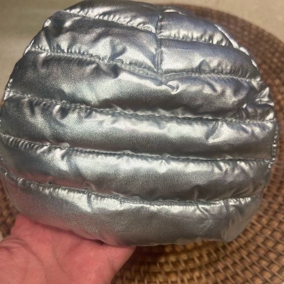 My 🖤 Think Royln Downtown Crown Metallic Puffer Beanie 🖤 - Picture 2 of 4